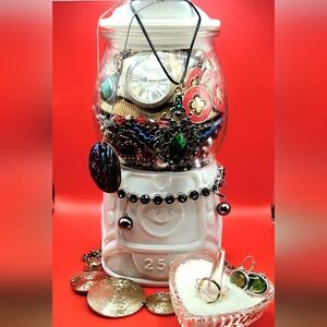 🍬🪙Candy Dispenser Mystery Jewelry Jar🪙🍬